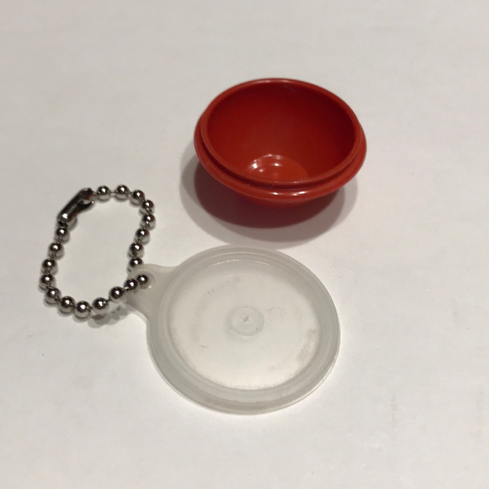Wonderlier Bowl Keychain - Picture 2 of 6